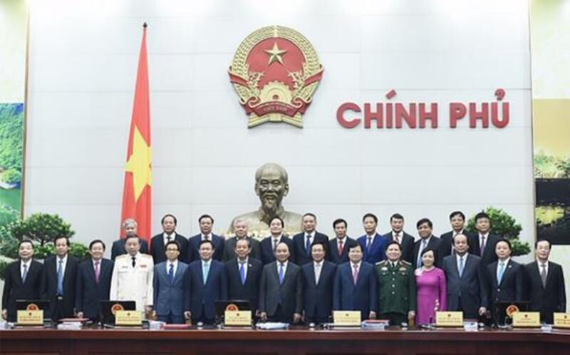 Chính phủ nhiệm kỳ Quốc hội khóa XIV tập trung ổn định kinh tế vĩ mô và cải thiện môi trường đầu tư. 